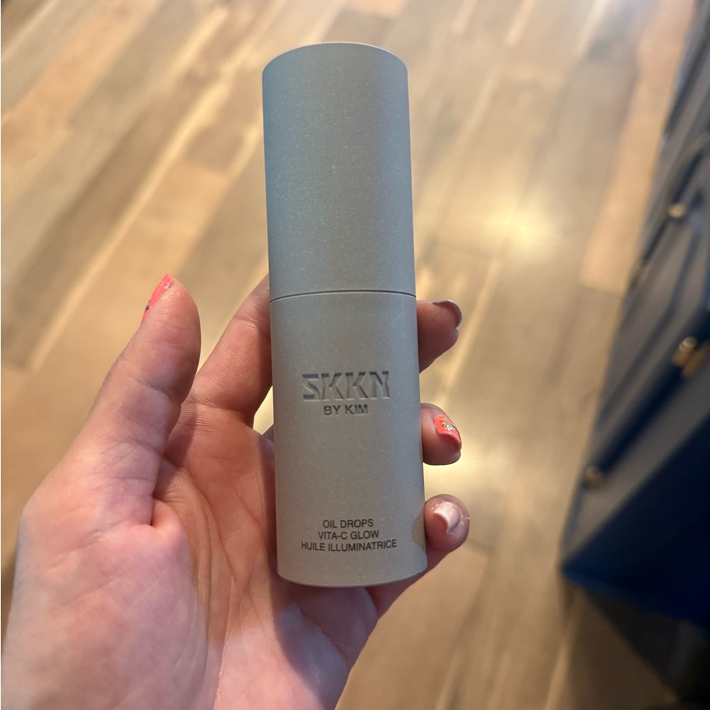 SKKN by Kim - oil drops, vita c glow!